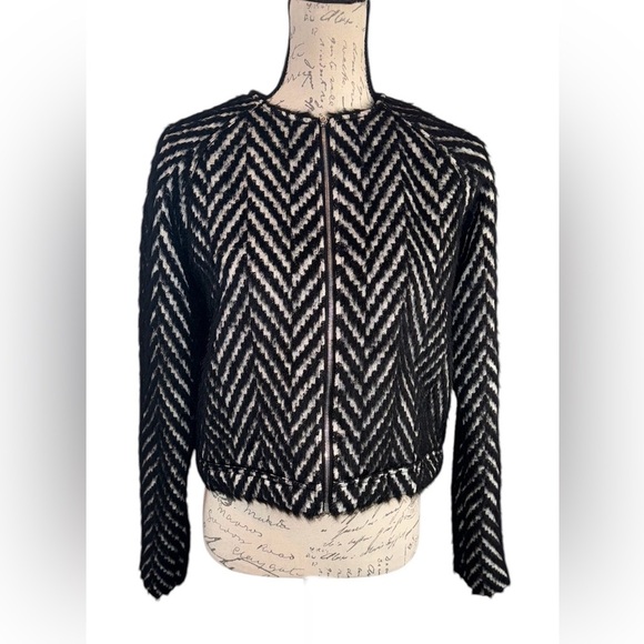 HELIOS & LUNA Jacket - Picture 1 of 8